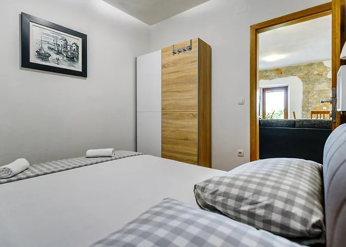 Stone House On The Batalaza -