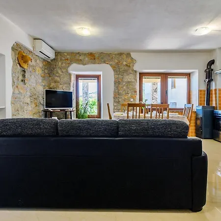 Stone House On The Batalaza - *