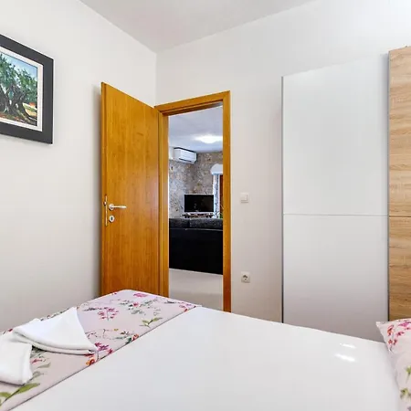 Stone House On The Batalaza -
