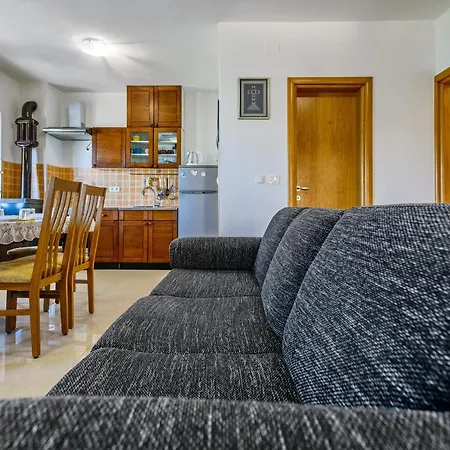 Apartament Stone House On The Batalaza - Kali