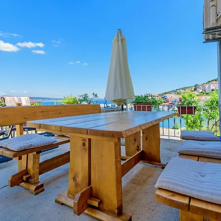 Apartament Stone House On The Batalaza - Kali