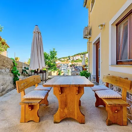 Apartament Stone House On The Batalaza - Kali