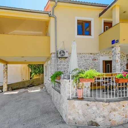 Apartment Stone House On The Batalaza -