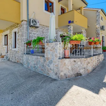 Stone House On The Batalaza - * カリ