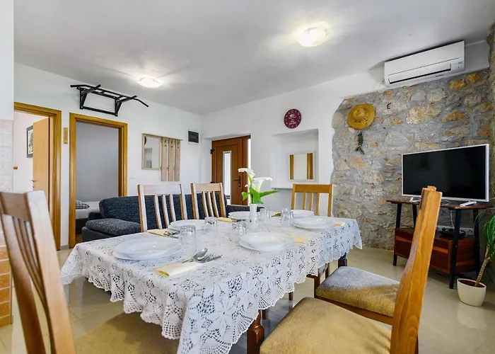 Stone House On The Batalaza - *