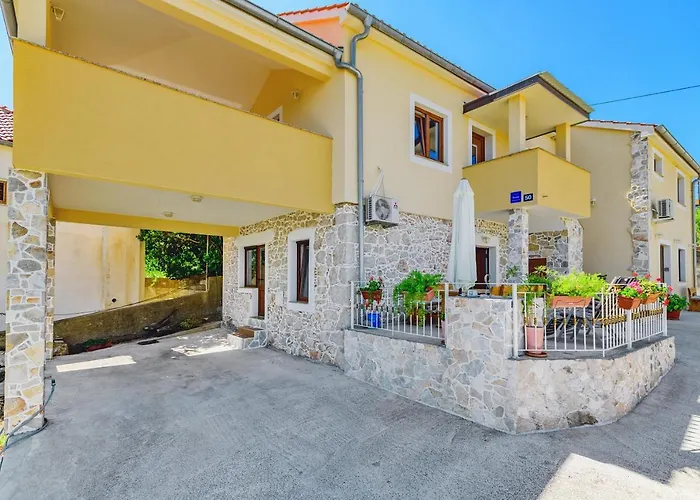 Stone House On The Batalaza - Apartman Kali